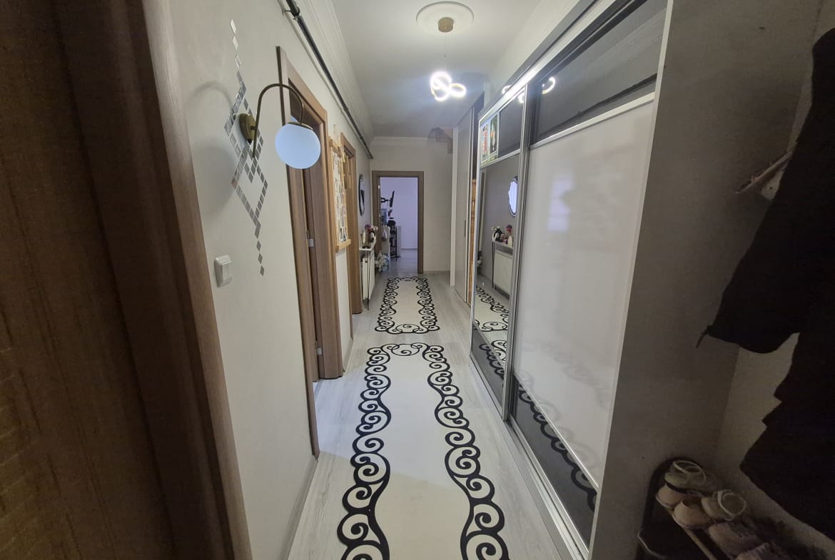 ÇELTEK MAHALLESİ 5+1 ODALI BİREYSEL GARAJLI SATILIK DUBLEKS DAİRE