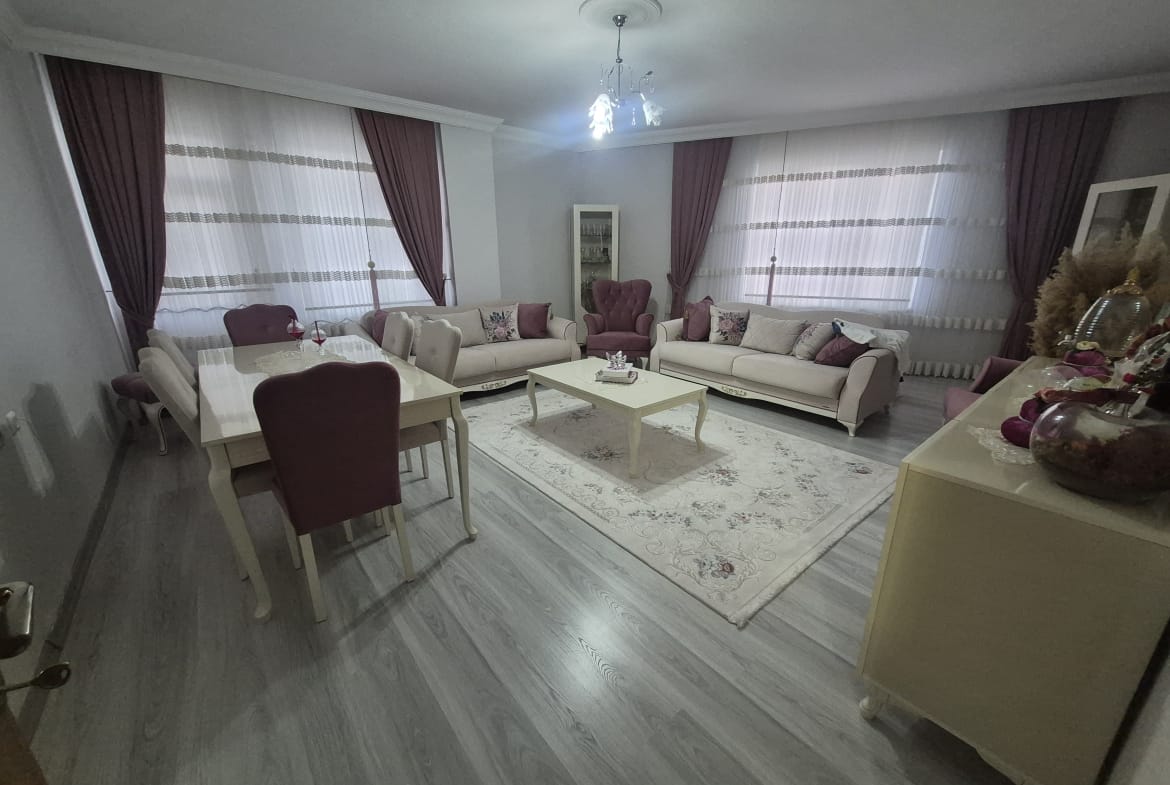 ÇELTEK MAHALLESİ 5+1 ODALI BİREYSEL GARAJLI SATILIK DUBLEKS DAİRE