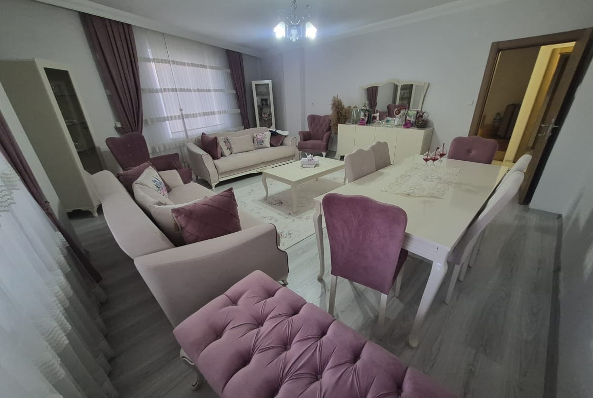 ÇELTEK MAHALLESİ 5+1 ODALI BİREYSEL GARAJLI SATILIK DUBLEKS DAİRE