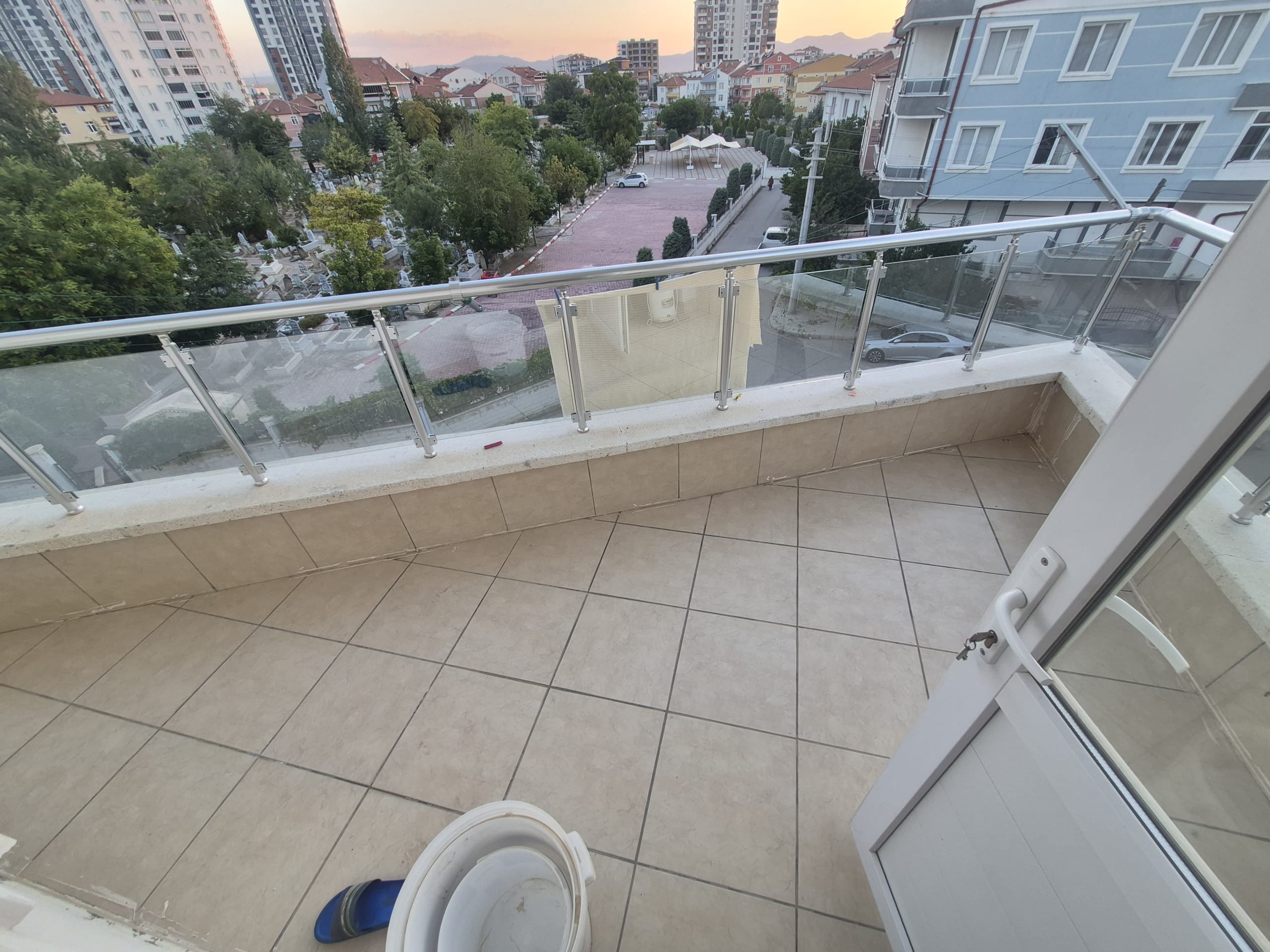 ÇELTEK MAHALLESİ 5+1 ODALI BİREYSEL GARAJLI SATILIK DUBLEKS DAİRE