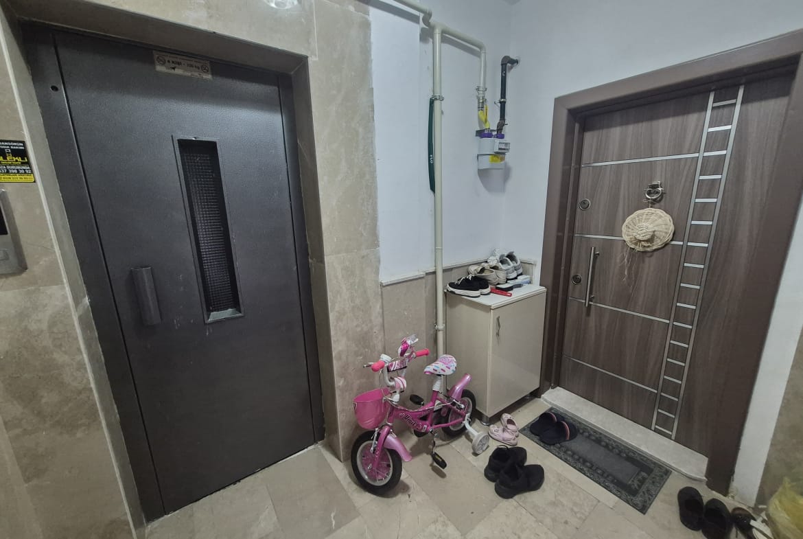 ÇELTEK MAHALLESİ 5+1 ODALI BİREYSEL GARAJLI SATILIK DUBLEKS DAİRE