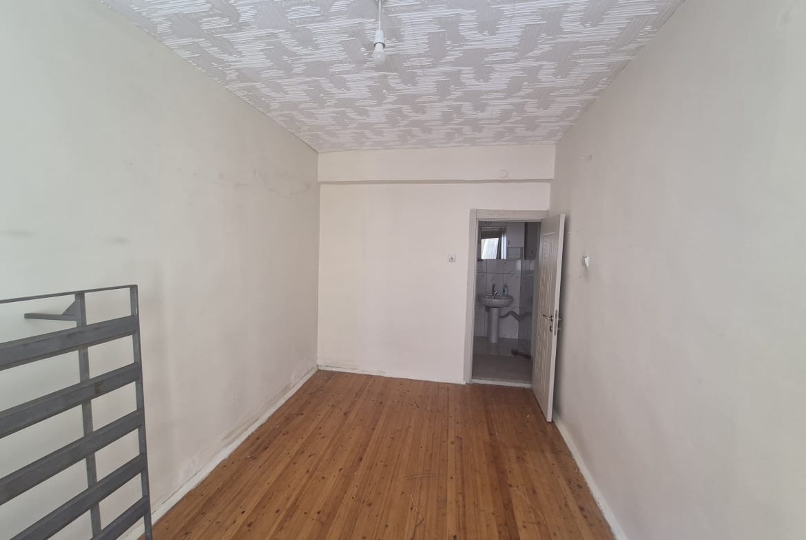 MOLLA FENARİ MAHALLESİ 3+1 FIRSAT DAİRE