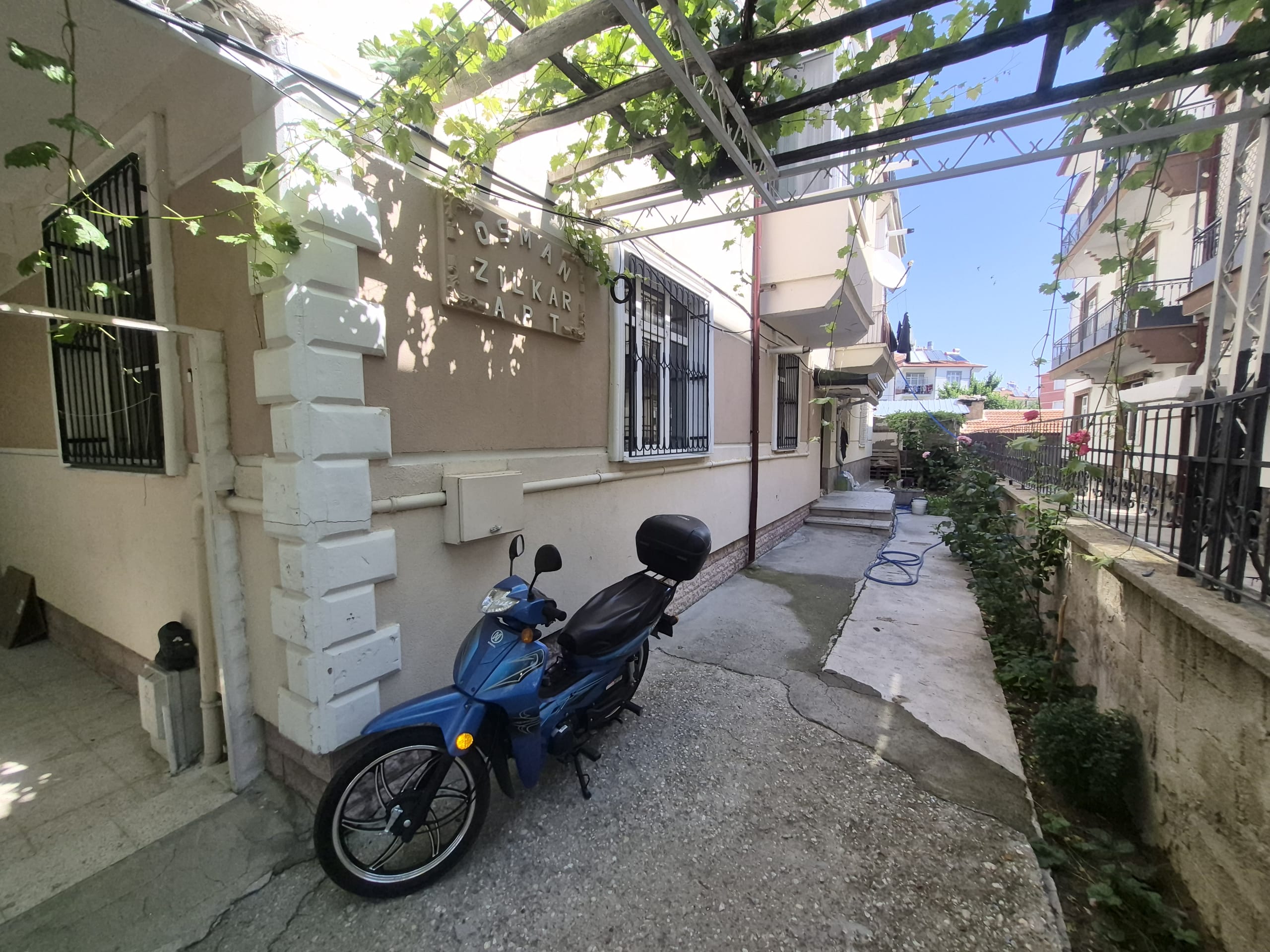 ALACASULUK MAHALLESİ 2+1 EŞYALI YÜKSEK GİRİŞ FIRSAT DAİRE