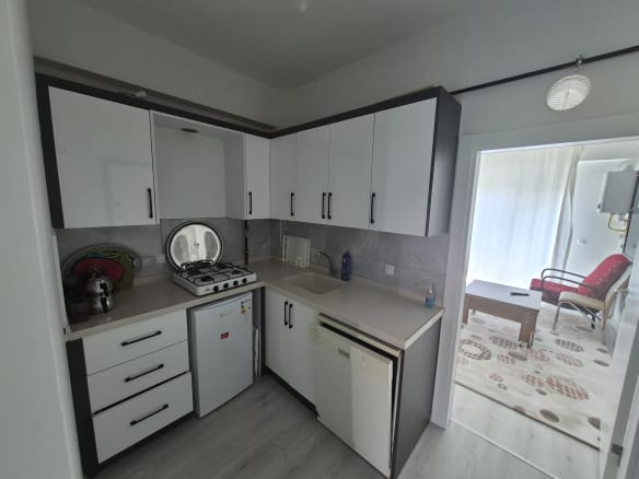 KOÇAKDEDE MAHALLESİ EŞYALI 1+1 KİRALIK APART