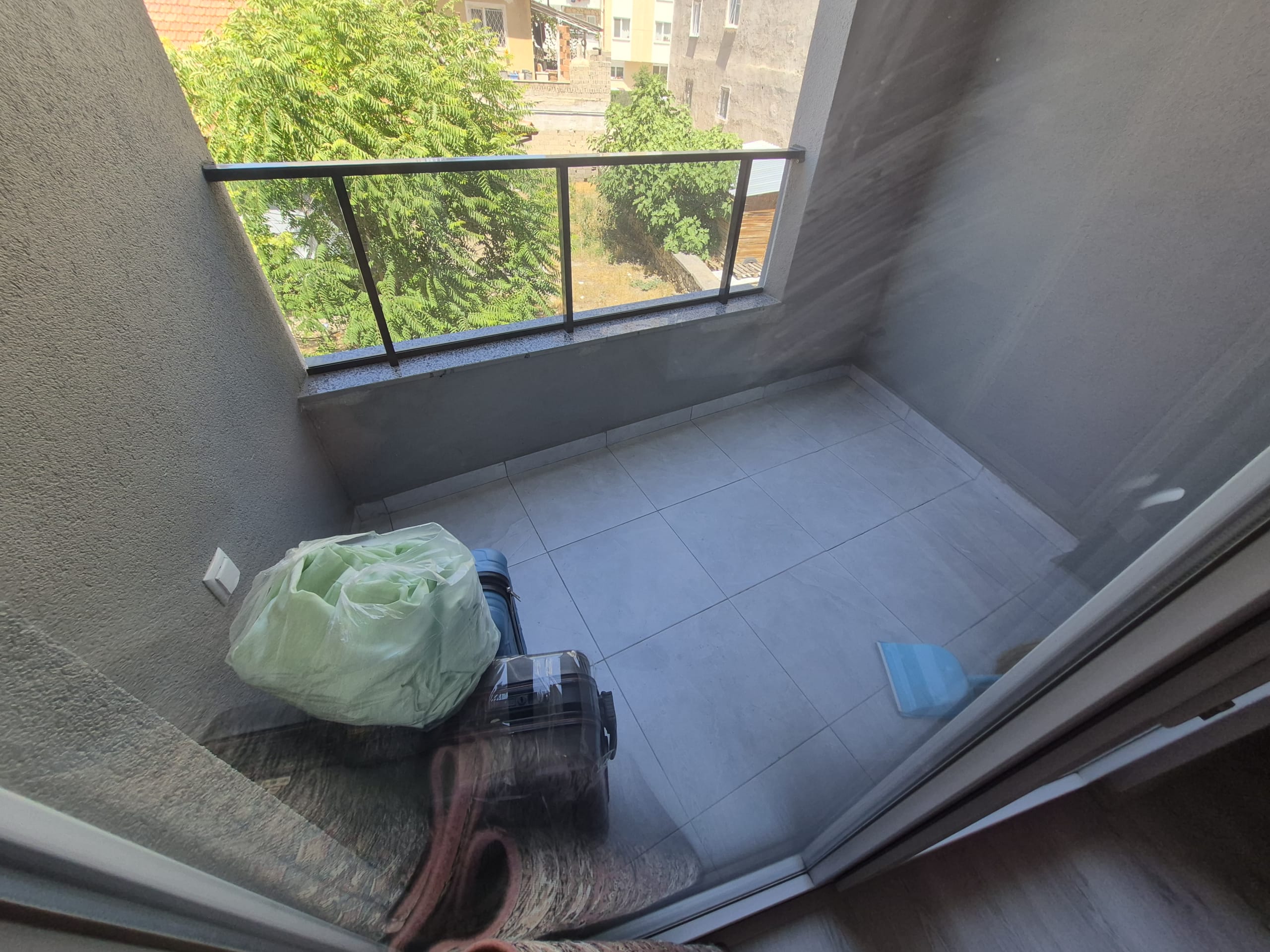 KOÇAKDEDE MAHALLESİ EŞYALI 1+1 KİRALIK APART