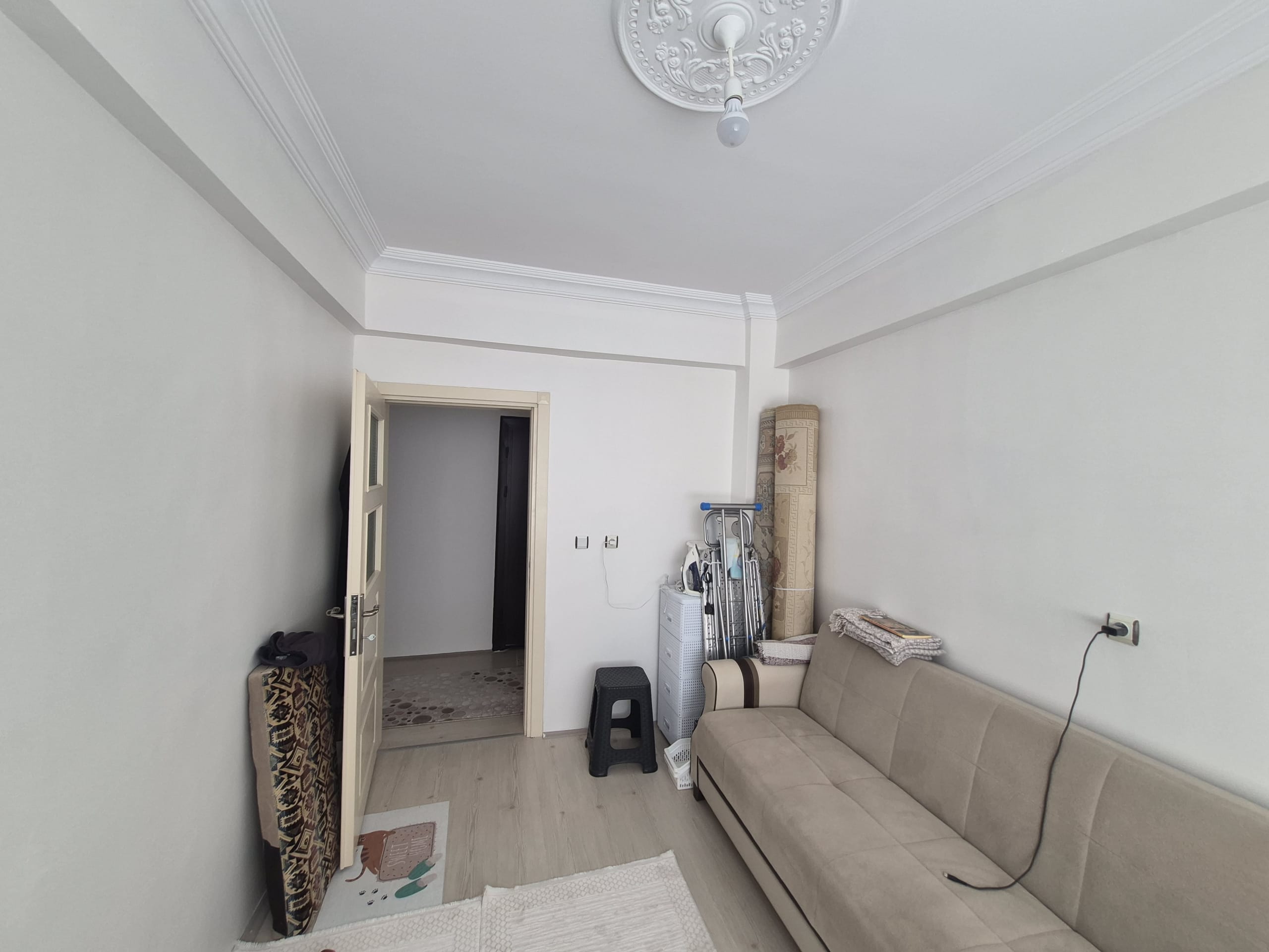 YEŞİLADA MAHALLESİ 3+1 ARA KAT SATILIK DAİRE