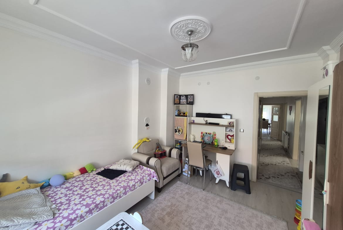 YEŞİLADA MAHALLESİ 3+1 ARA KAT SATILIK DAİRE