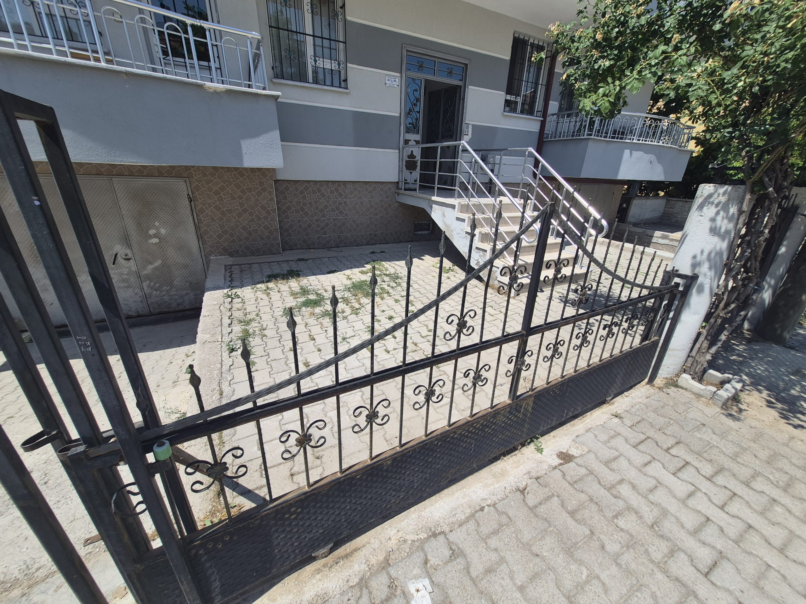YEŞİLADA MAHALLESİ 3+1 ARA KAT SATILIK DAİRE