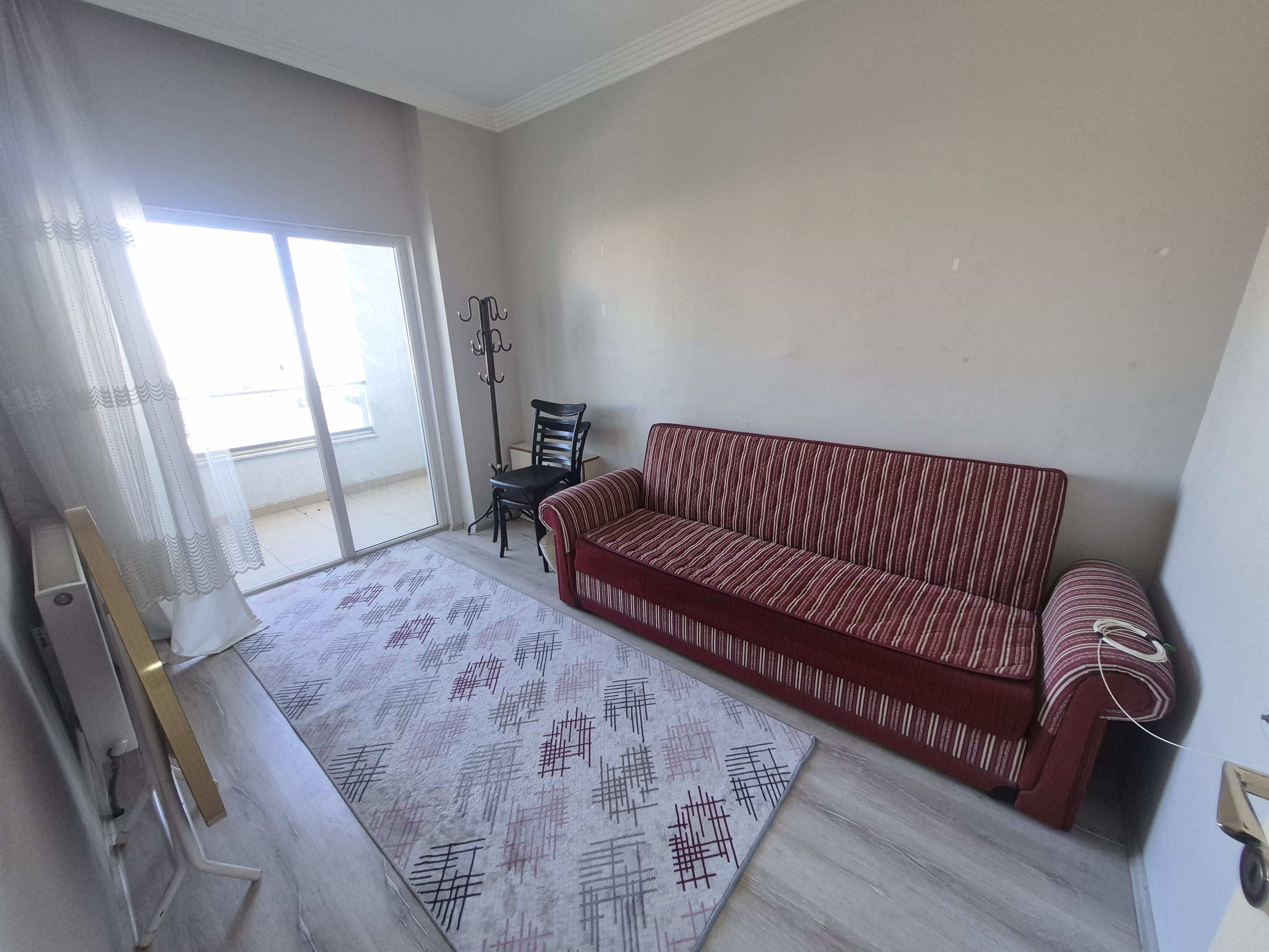 OSMANGAZİ MAHALLESİNDE KİRALIK EŞYALI APART