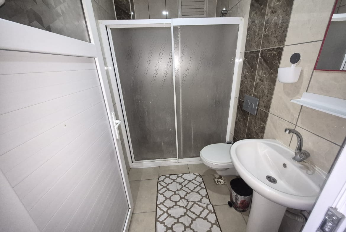 OSMANGAZİ MAHALLESİNDE KİRALIK EŞYALI APART