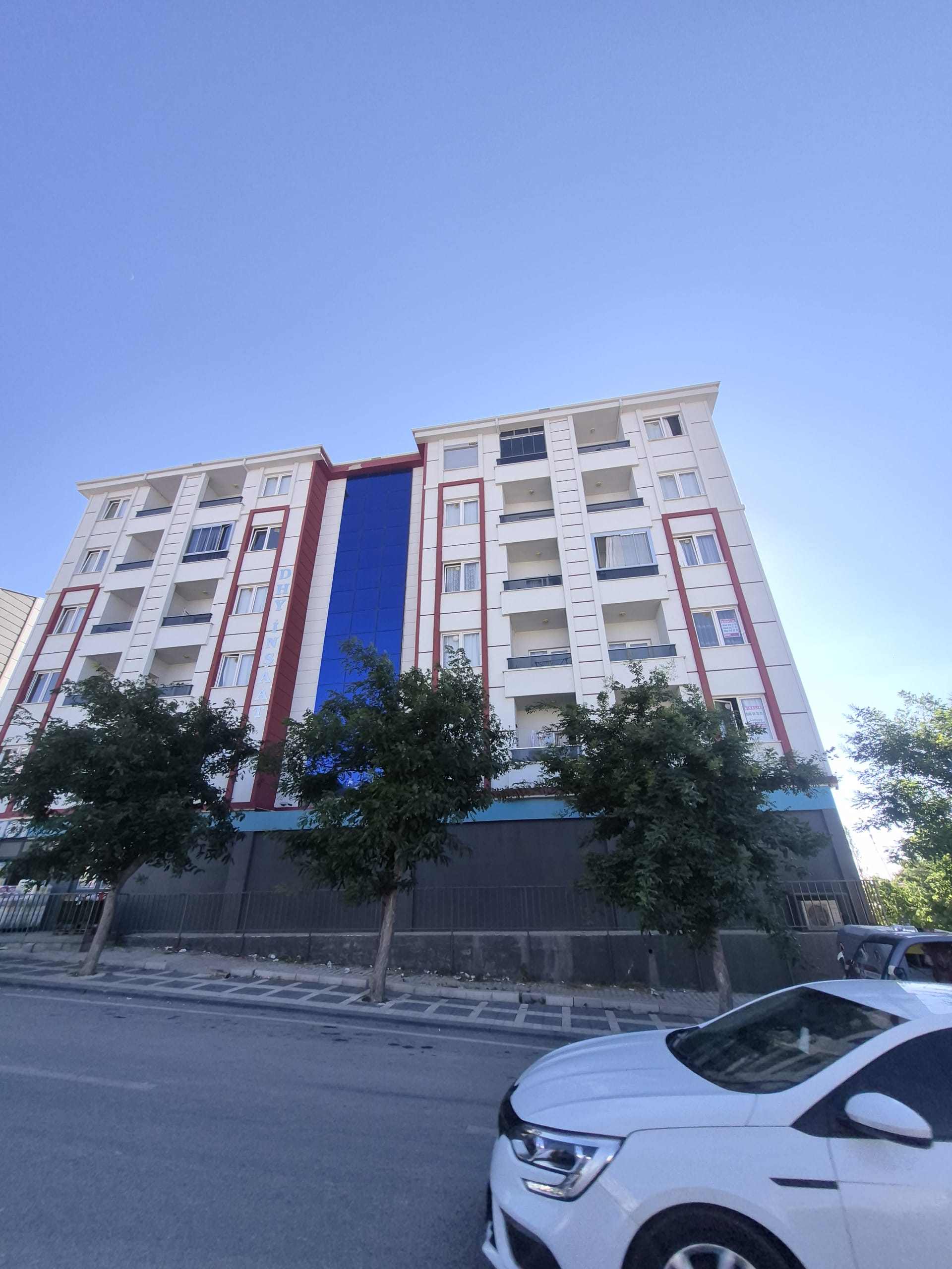 OSMANGAZİ MAHALLESİNDE KİRALIK EŞYALI APART