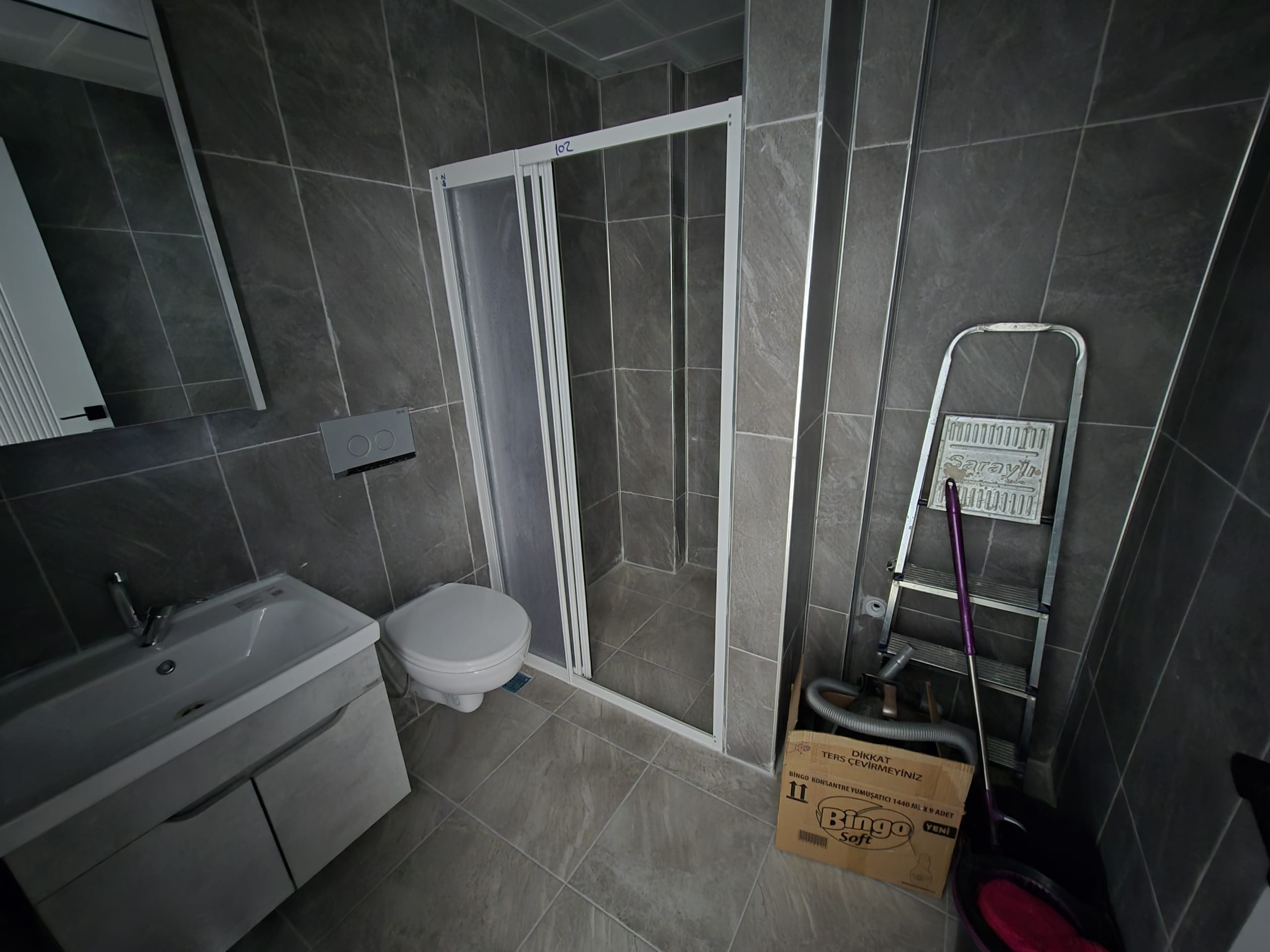 FENARİ MAHALLESİNDE EŞYALI 1+1 KİRALIK DAİRE