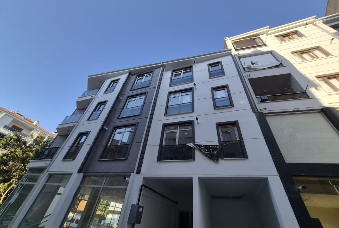 FENARİ MAHALLESİNDE EŞYALI 1+1 KİRALIK DAİRE