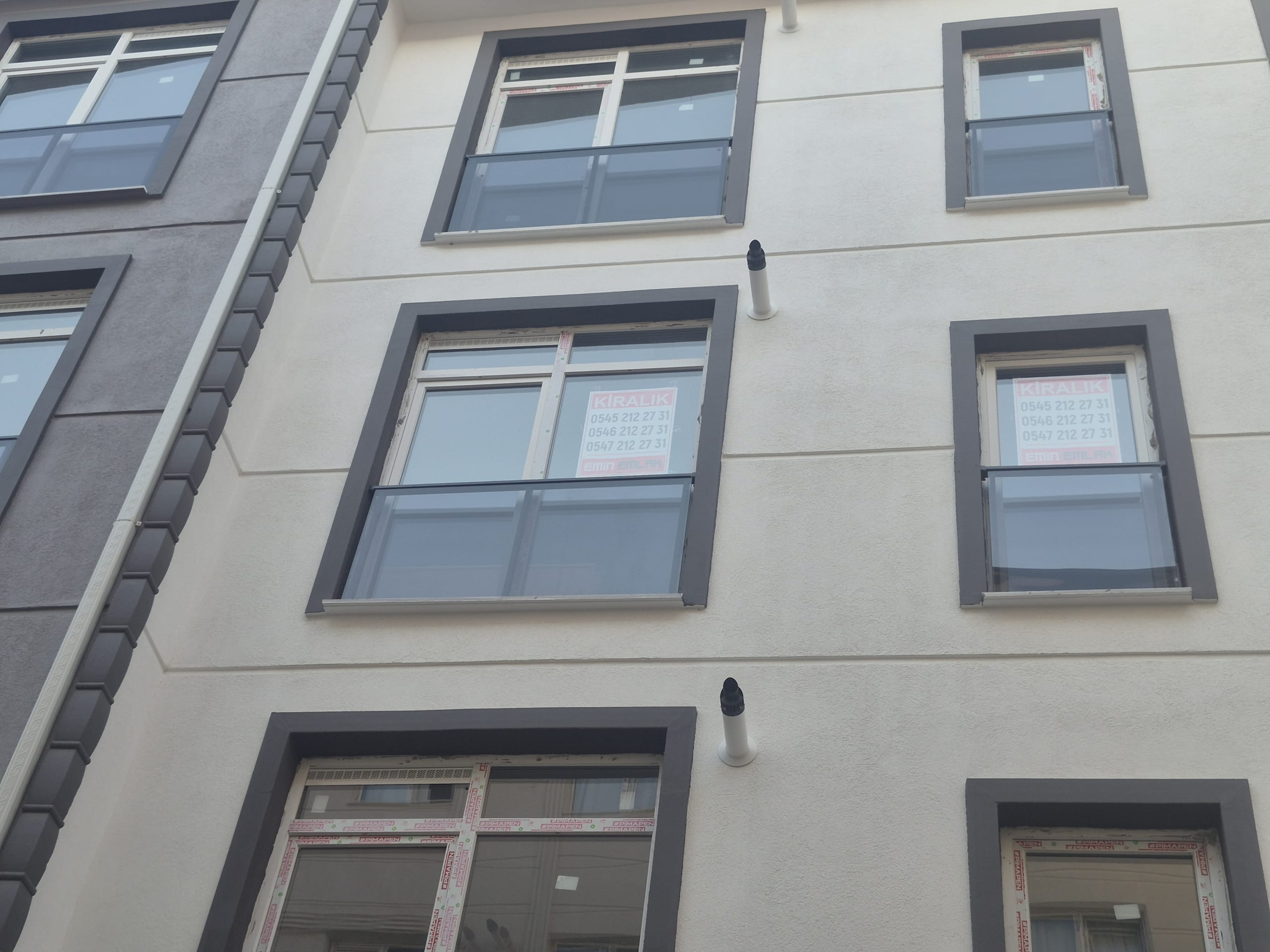 FENARİ MAHALLESİNDE EŞYALI 1+1 KİRALIK DAİRE