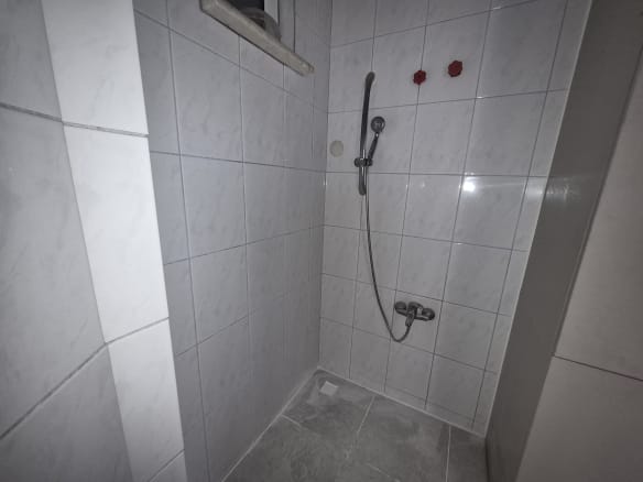 NEFİSE SULTAN MAHALLESİ 2+1 5. KAT KİRALIK DAİRE