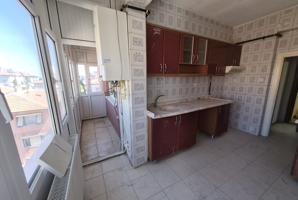 NEFİSE SULTAN MAHALLESİ 2+1 5. KAT KİRALIK DAİRE