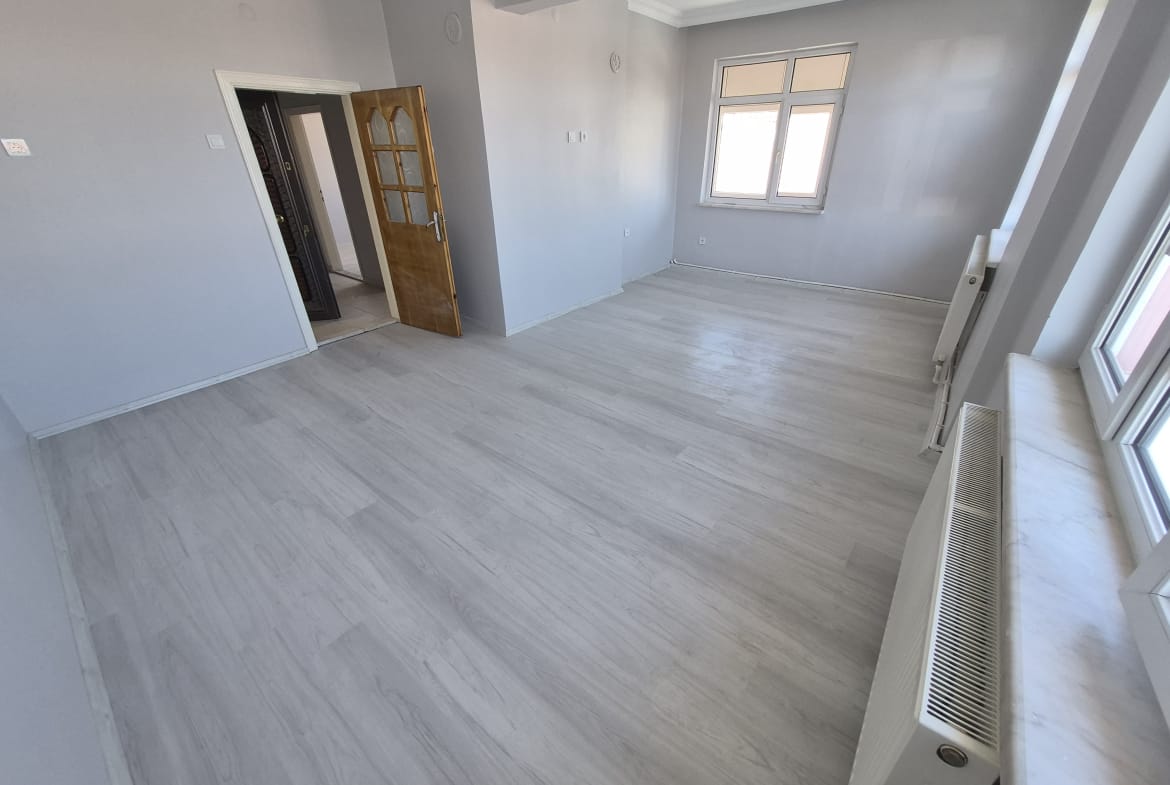 NEFİSE SULTAN MAHALLESİ 2+1 5. KAT KİRALIK DAİRE
