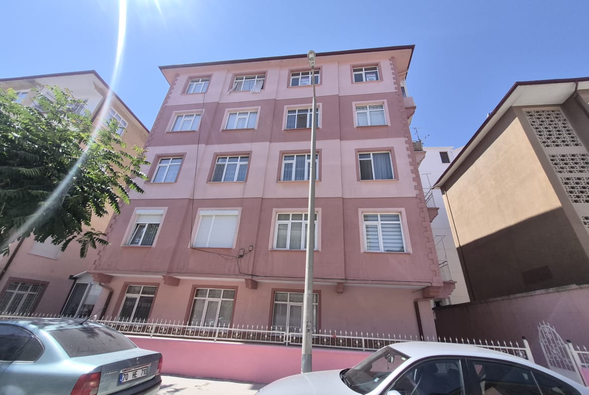 NEFİSE SULTAN MAHALLESİ 2+1 5. KAT KİRALIK DAİRE