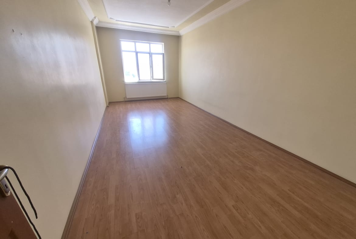 İMARET MAHALLESİ 3+1 4. KAT DAİRE