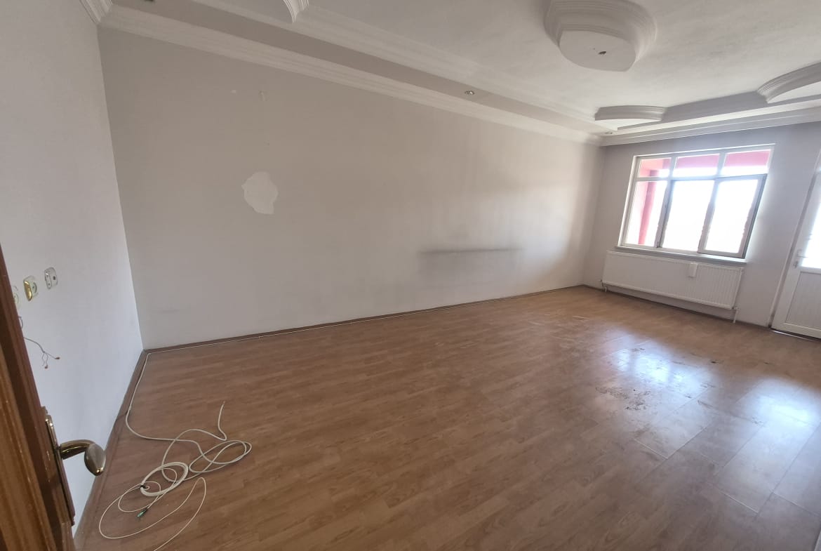 İMARET MAHALLESİ 3+1 4. KAT DAİRE
