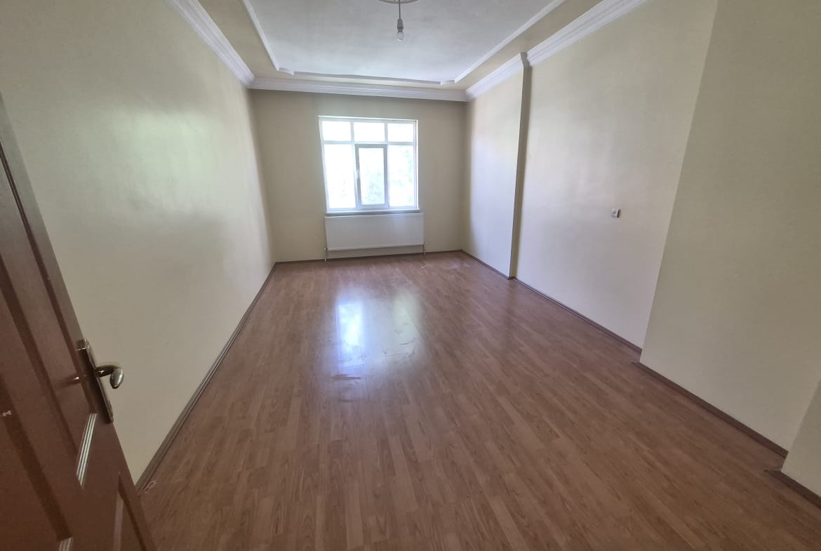 İMARET MAHALLESİ 3+1 4. KAT DAİRE