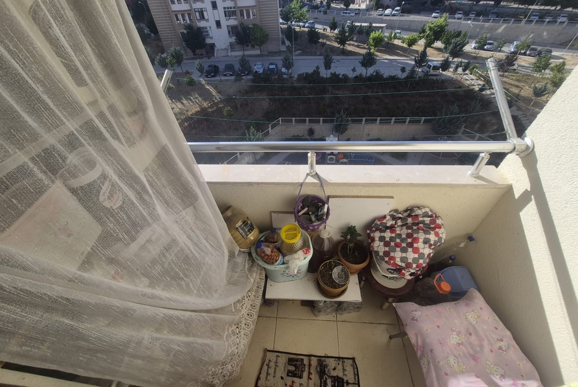 ÜNİVERSİTE MAHALLESİ 4. TOKİ SATILIK 2+1 DAİRE