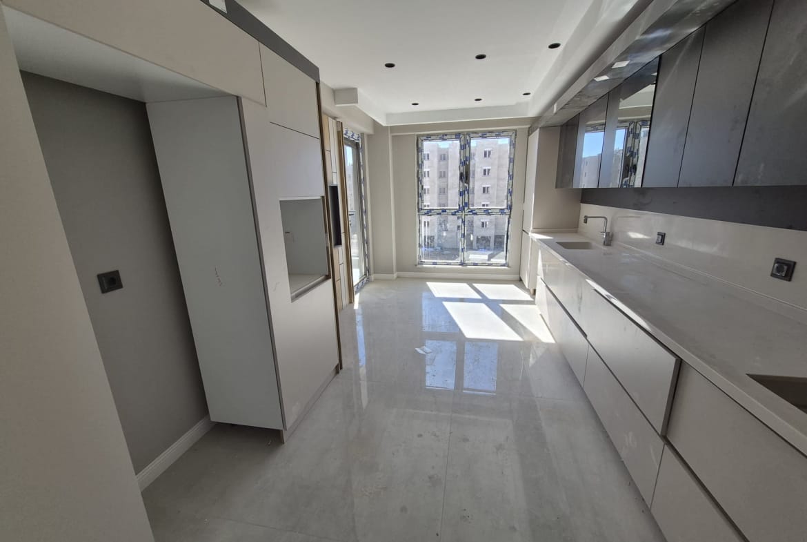 YENİŞEHİR MAHALLESİNDE 3+1 LÜKS KİRALIK DAİRE