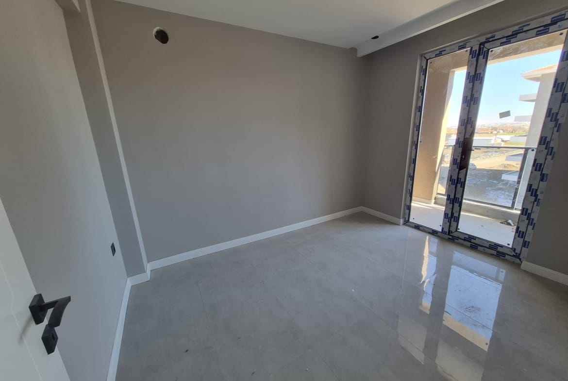 YENİŞEHİR MAHALLESİNDE 3+1 LÜKS KİRALIK DAİRE