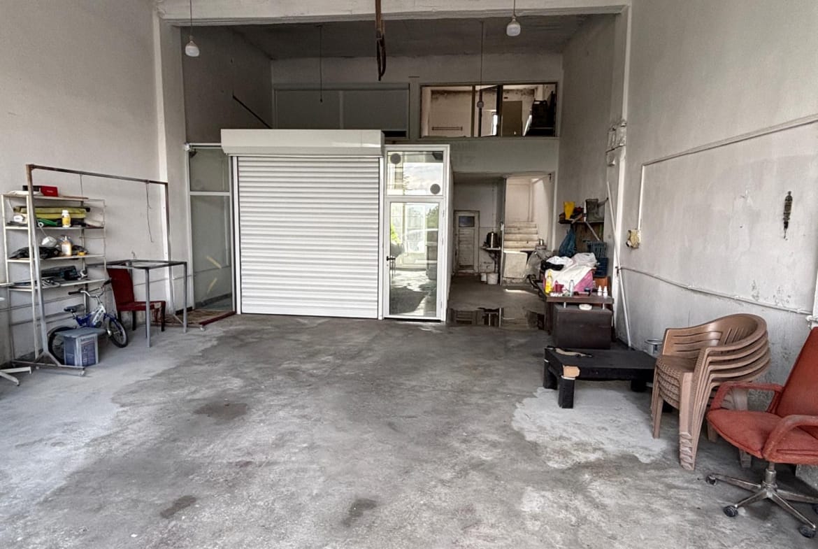 YENİ SANAYİ SİTESİ KÖŞEBAŞI 100 m² SATILIK DÜKKAN