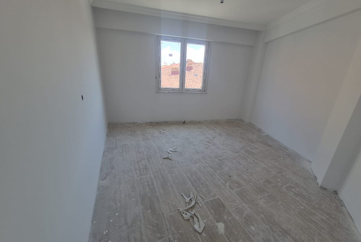 ABBAS MAHALLESİNDE 2+1 SIFIR FIRSAT DAİRE