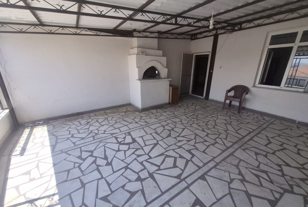 İMARET MAHALLESİ 2+1 ÇATI KATI KİRALIK DAİRE
