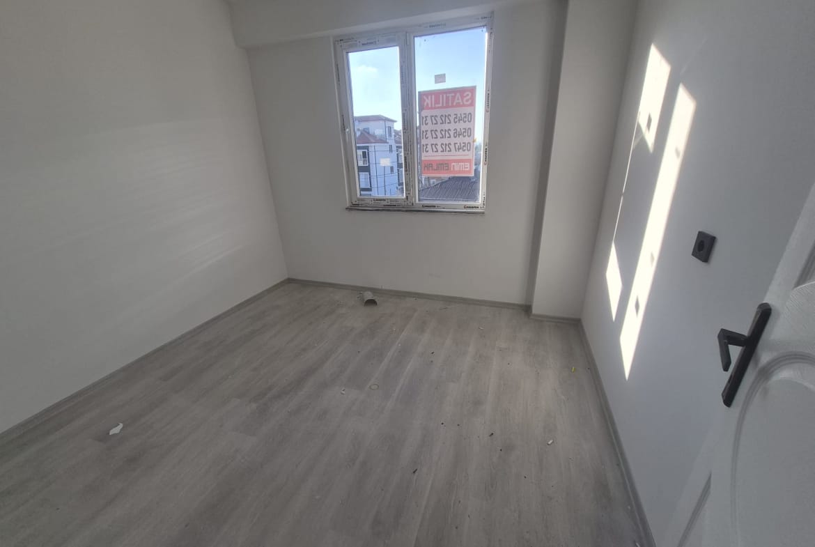 YENİ MAHALLEDE 1+1 SIFIR ASANSÖRLÜ APART