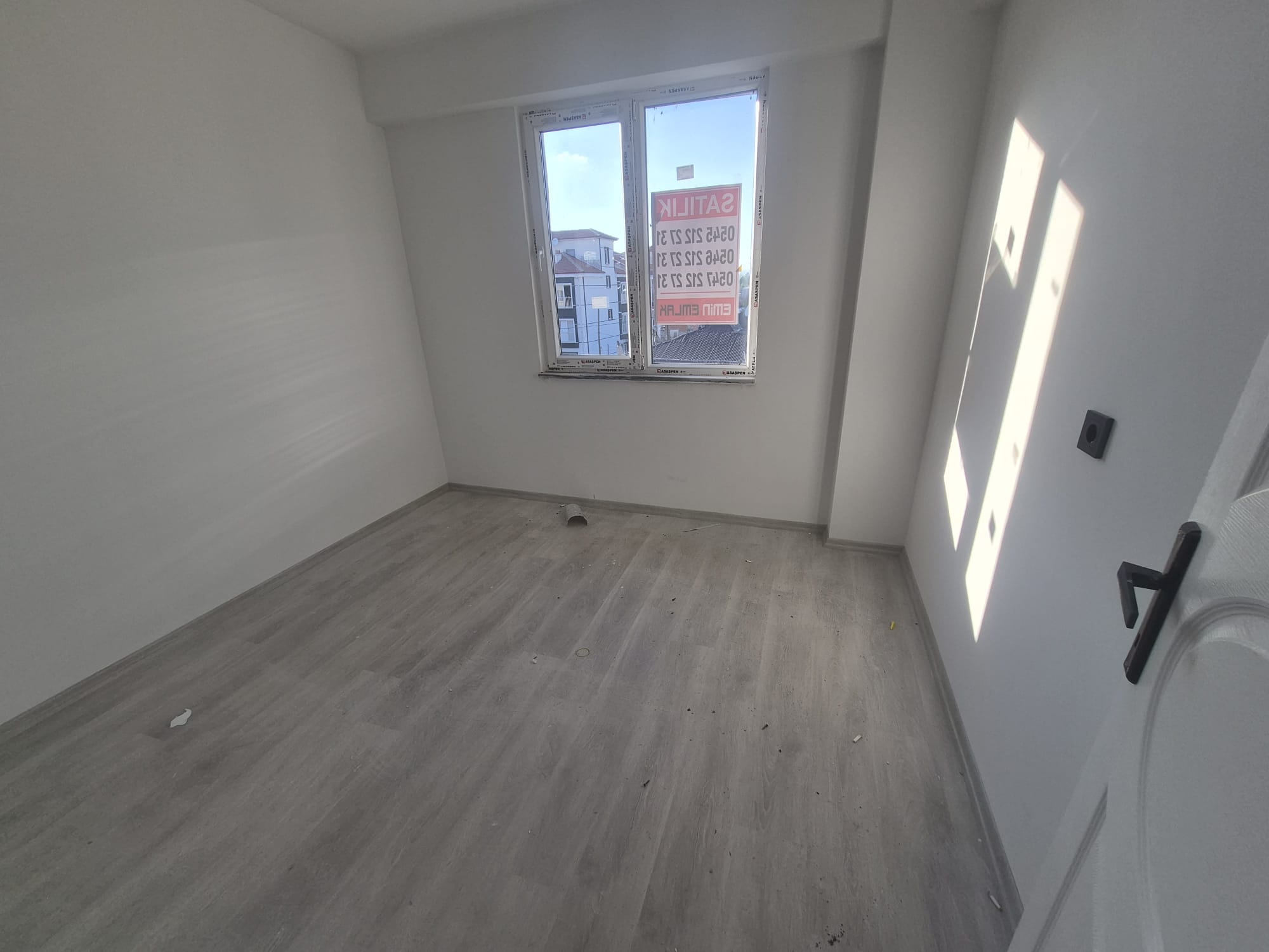 YENİ MAHALLEDE 1+1 SIFIR ASANSÖRLÜ APART